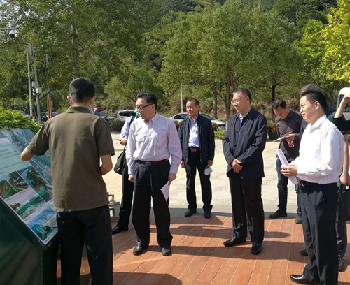 2020-10-27荔湾区人大到增城区调研学习重大民生实事项目人大代表票决制1_副本.jpg
