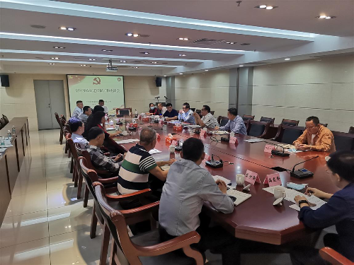 荔湾区召开涉农街道换届工作座谈会.png