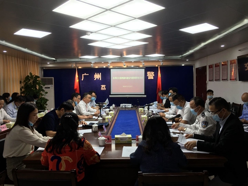 2020-11-24市、区人大常委会联动开展交通微循环建设专题调研3_副本.jpg
