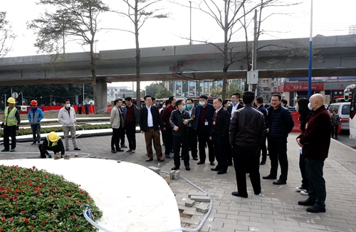 2021-1-7区人大常委会组织开展会前专题视察活动2_副本.jpg
