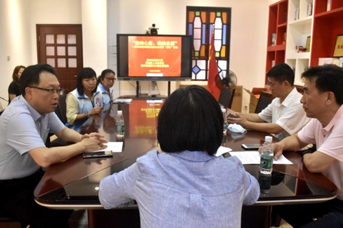 2021-5-12区人大常委会领导到昌华街开展“我为群众办实事”实践活动1_副本.jpg
