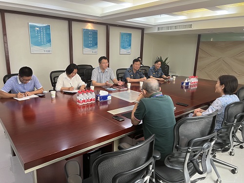 图：会议现场.jpg