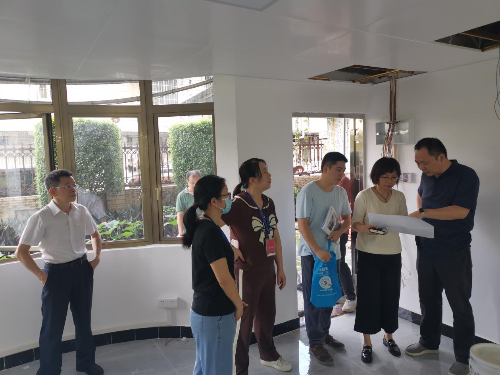 7月3日下午，花地街道党工委副书记肖伟岸、办事处副主任谢妍及相关科室负责人到辖内怡芳苑社区开展党群服务中心、新时代文明实践站建设调C.png