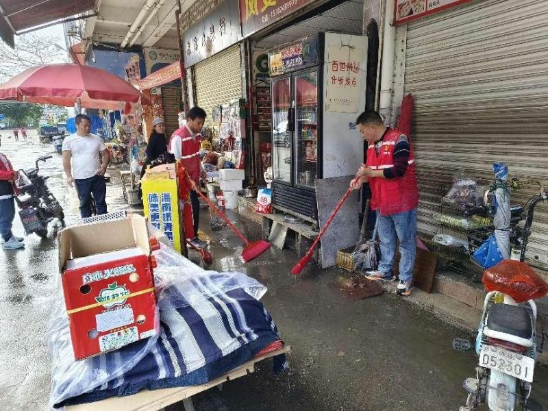 中南街：开展“卫生大扫除，辞旧焕新颜”主题党日活动（组图2）.png
