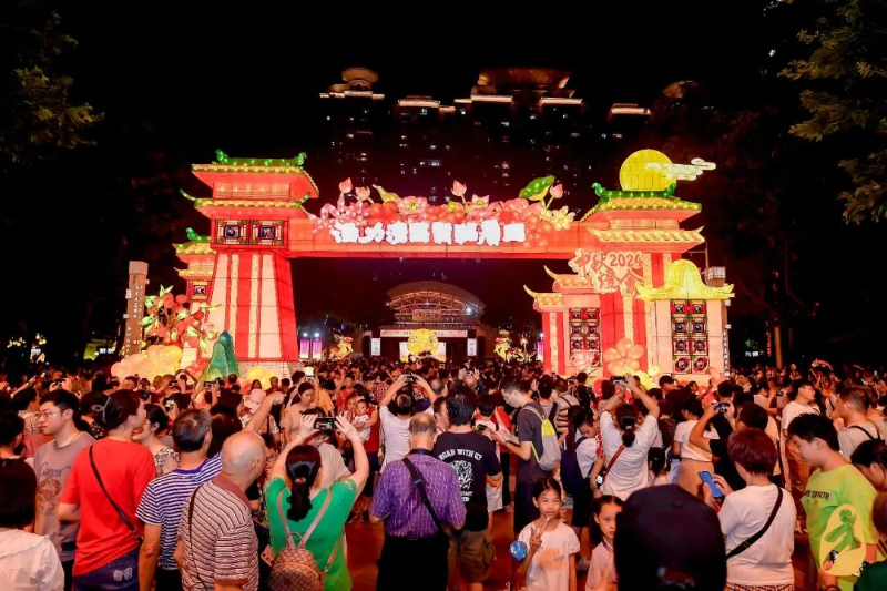灯会现场.jpg