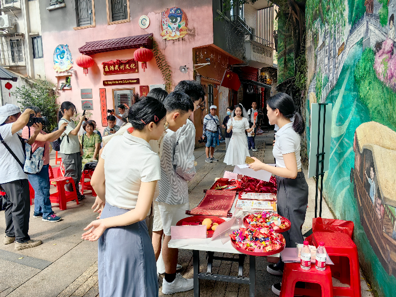 图：新人欢乐打卡婚俗文化游戏.jpg
