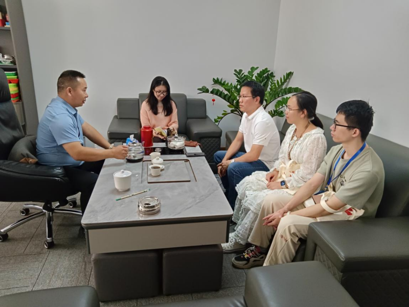 中南街：推动四上入库纳统 助力经济高质量发展（图）.png