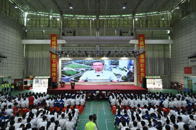 “一区一品牌-荔湾科学课”科学家进校园活动1.jpg
