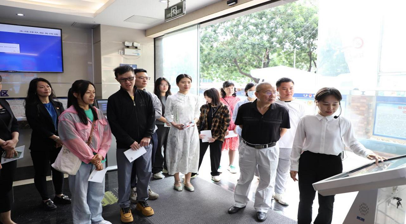 （图：参观区公共法律服务中心）.png