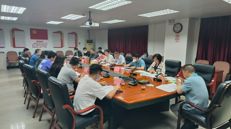 图：向企业宣讲保障性租赁住房最新政策规定.jpg