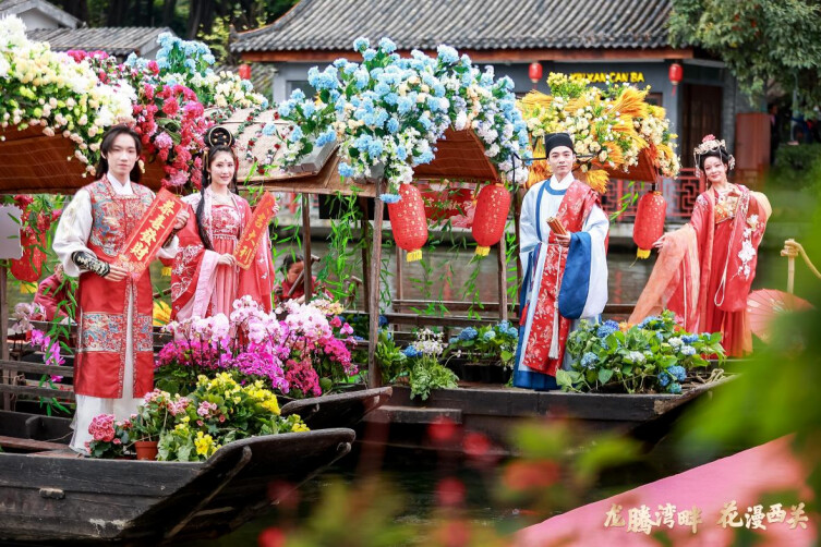 Flower fairs in Guangzhou&#39;s Liwan District