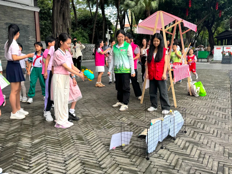 互动游戏.jpg